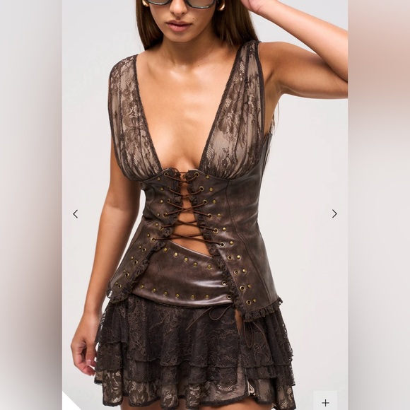MURCI Chic Brown Lace-Up Mini skirt SET !!!! - Picture 2 of 6